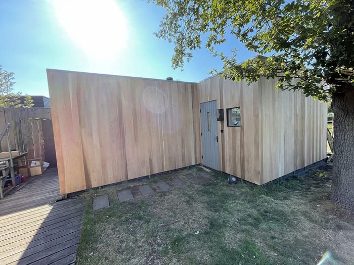 Houten bijgebouw