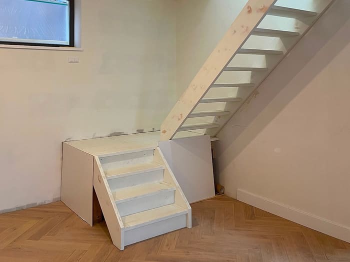 Trap, in aanbouw